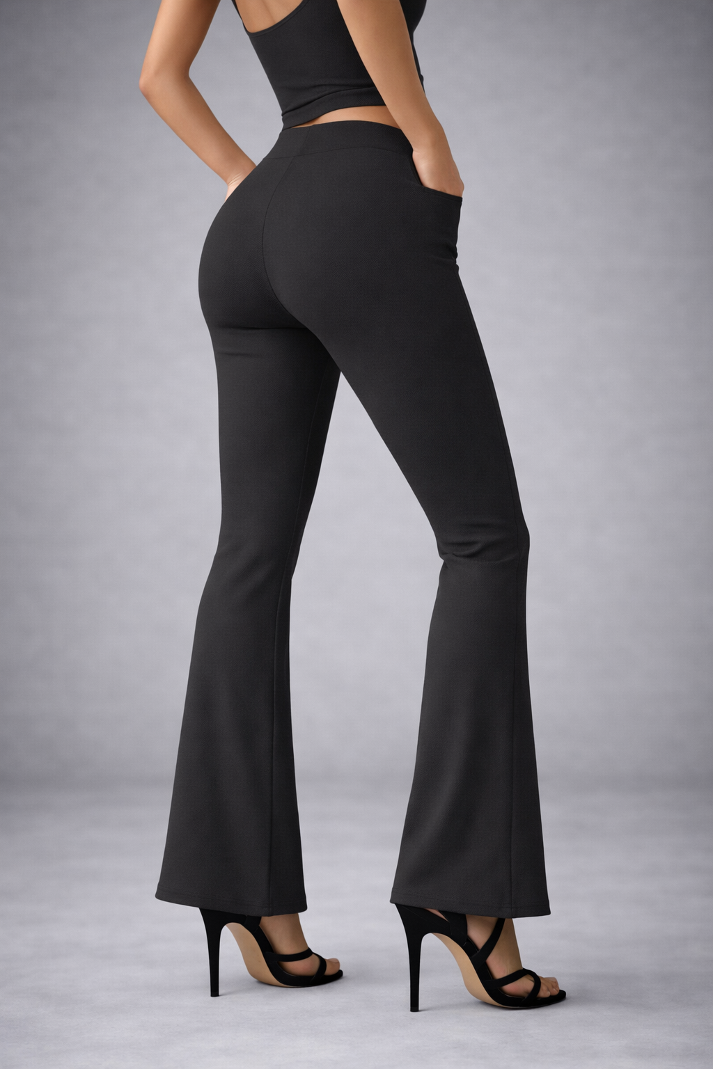 Paola | Legging Flare de Alta Elasticidad con Efecto Push Up